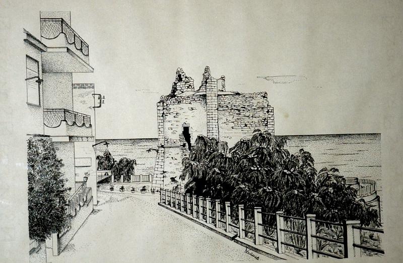 Finale - Viale e  torre prima del restauso.JPG